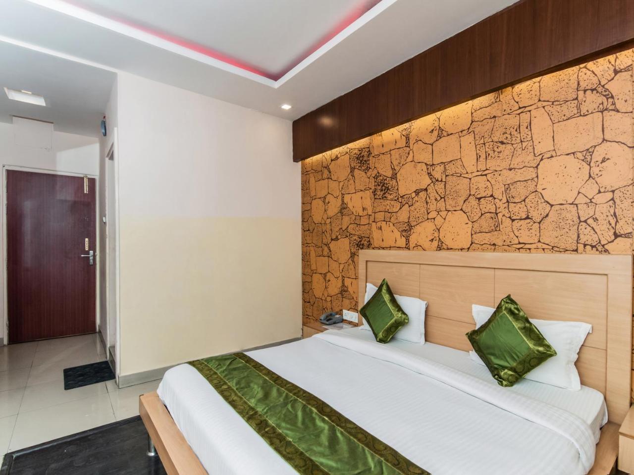 Citi Club Hotel Kanpur Buitenkant foto