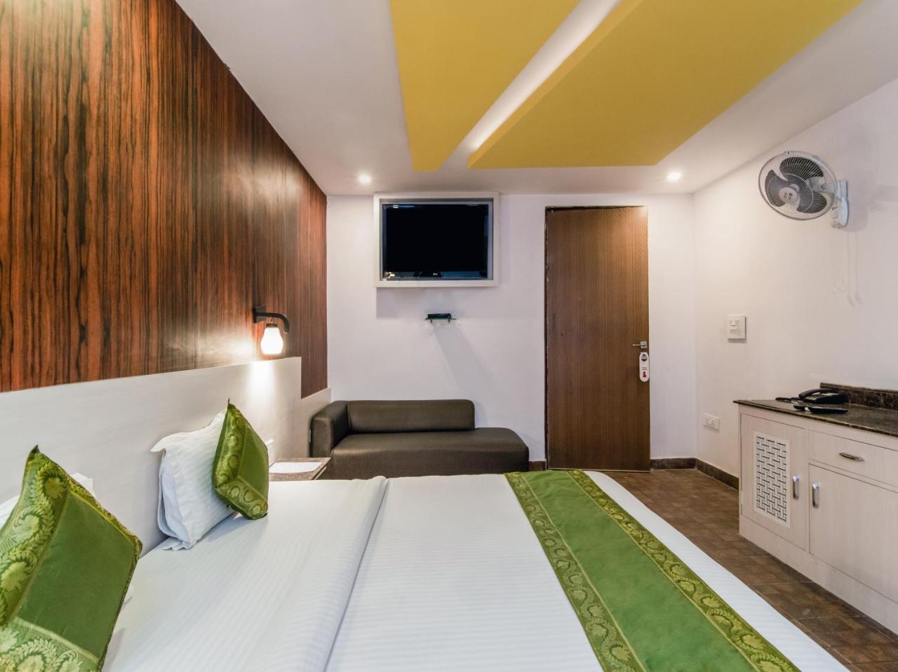 Citi Club Hotel Kanpur Buitenkant foto
