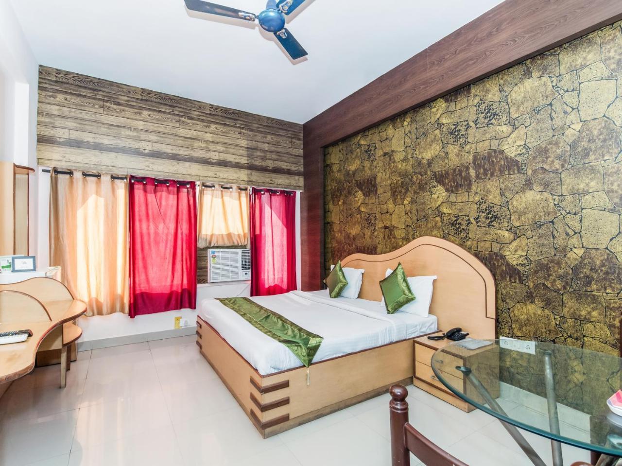 Citi Club Hotel Kanpur Buitenkant foto