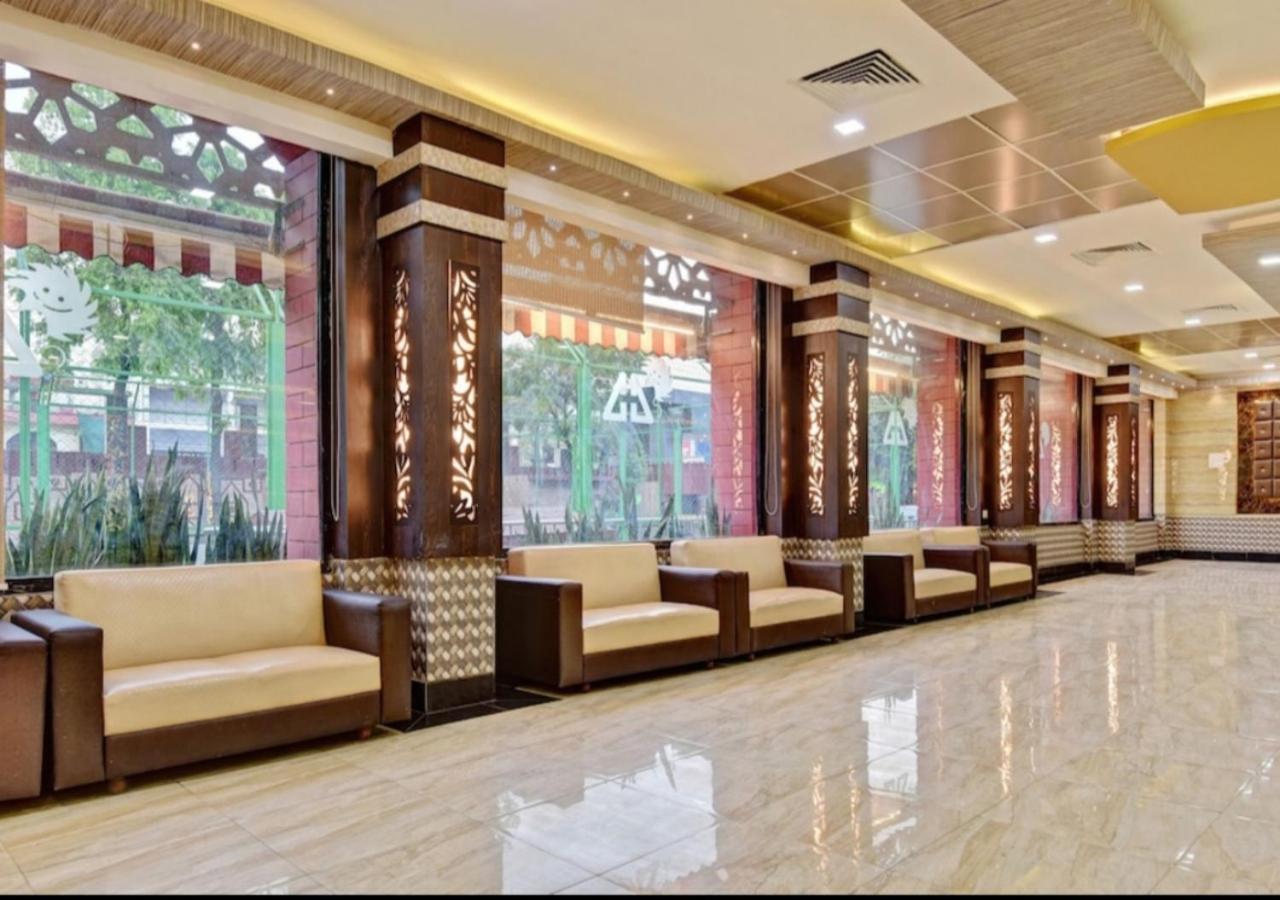 Citi Club Hotel Kanpur Buitenkant foto