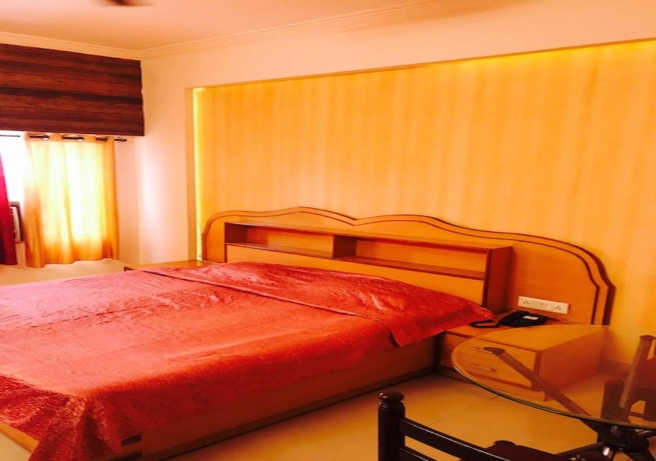 Citi Club Hotel Kanpur Buitenkant foto